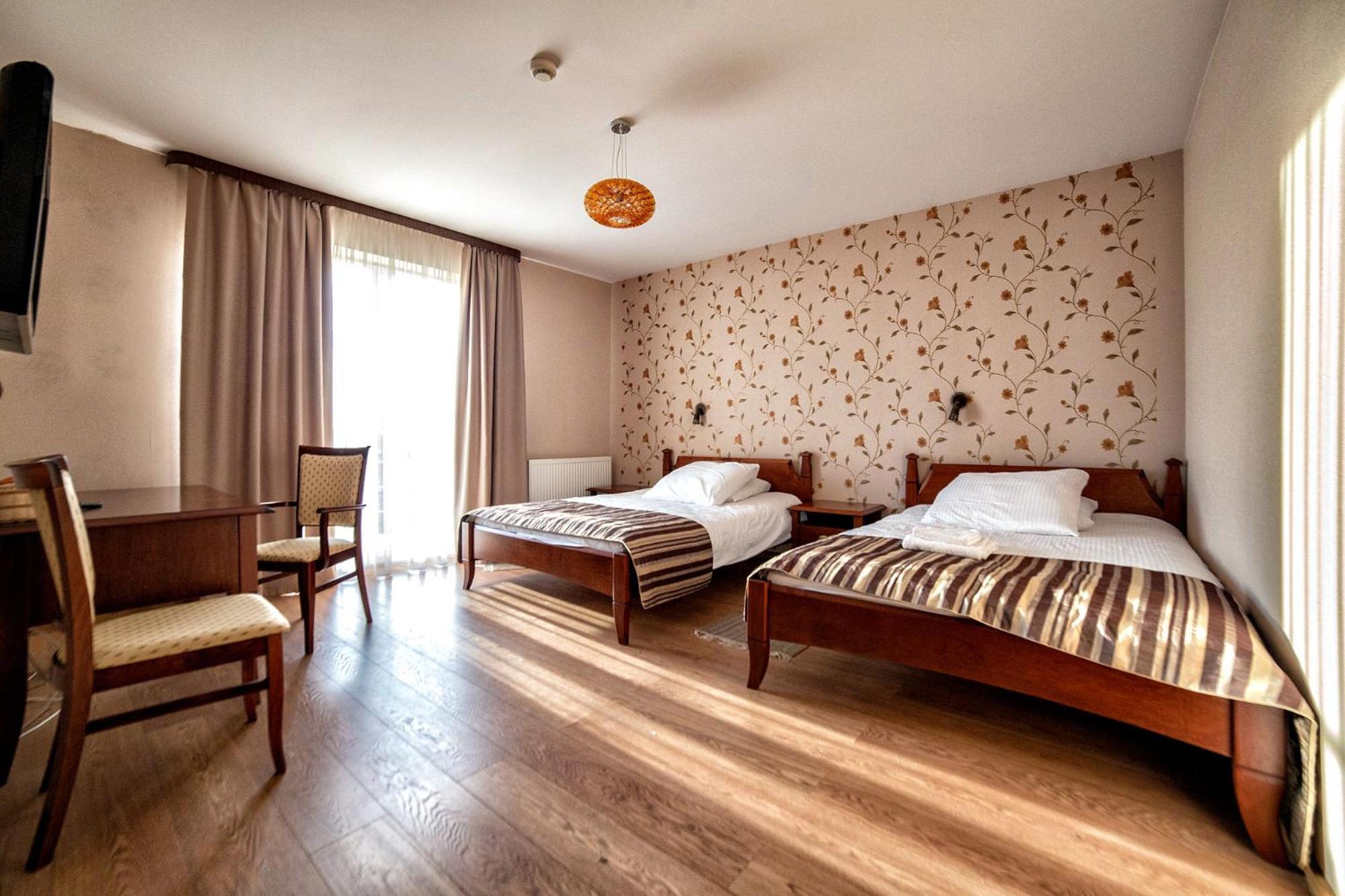 Hotel Pan Tadeusz Osielsko Exterior foto